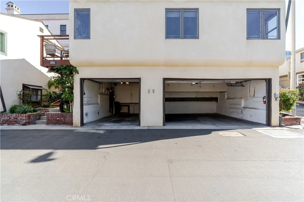 1812 Ocean Drive, Manhattan Beach, California 90266 home-pic-16