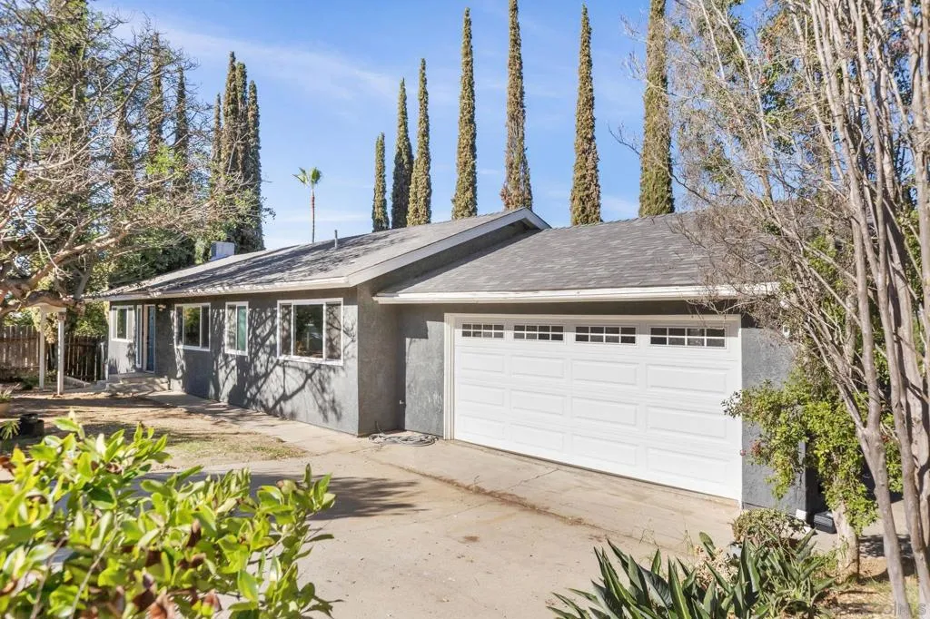14280 Resava Ln, Valley Center, California 92082 home-pic-1