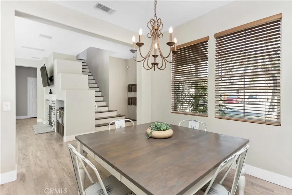 13375 Cherrylaurel Avenue, Moreno Valley, California 92553 home-pic-7