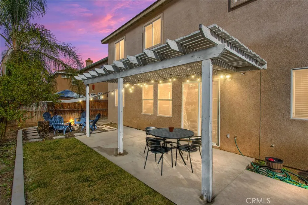 13375 Cherrylaurel Avenue, Moreno Valley, California 92553 home-pic-3