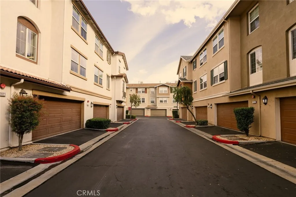 2019 Arnold Way, Fullerton, California 92833 home-pic-32