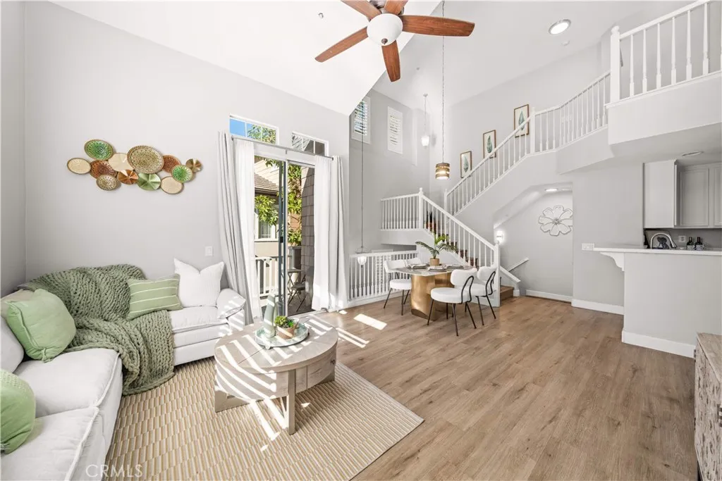 14 Garrison Loop, Ladera Ranch, California 92694 home-pic-4