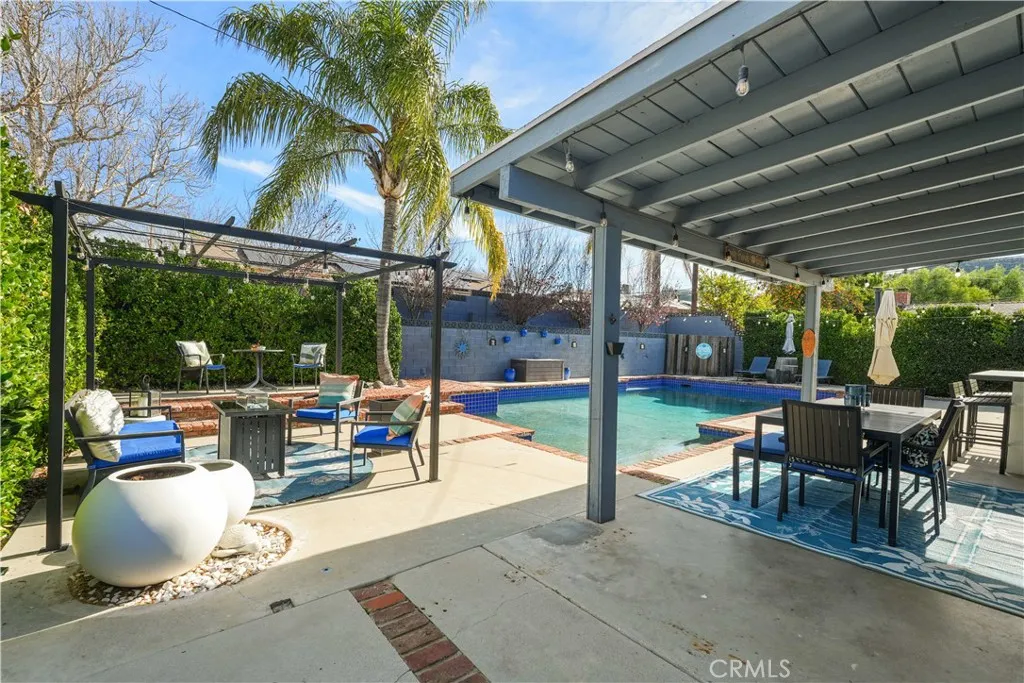 27834 Parkvale Drive, Saugus, California 91350 home-pic-34