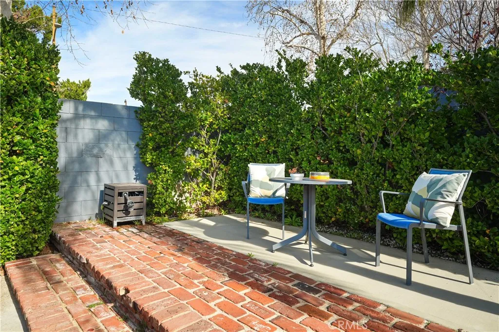 27834 Parkvale Drive, Saugus, California 91350 home-pic-41