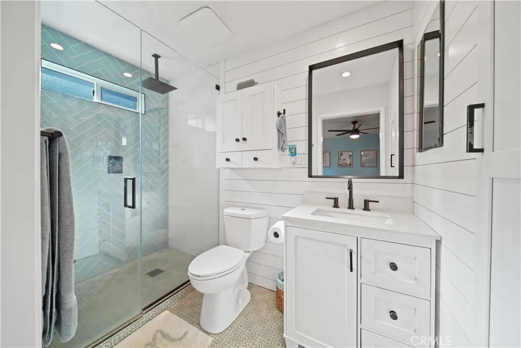 27834 Parkvale Drive, Saugus, California 91350 home-pic-26