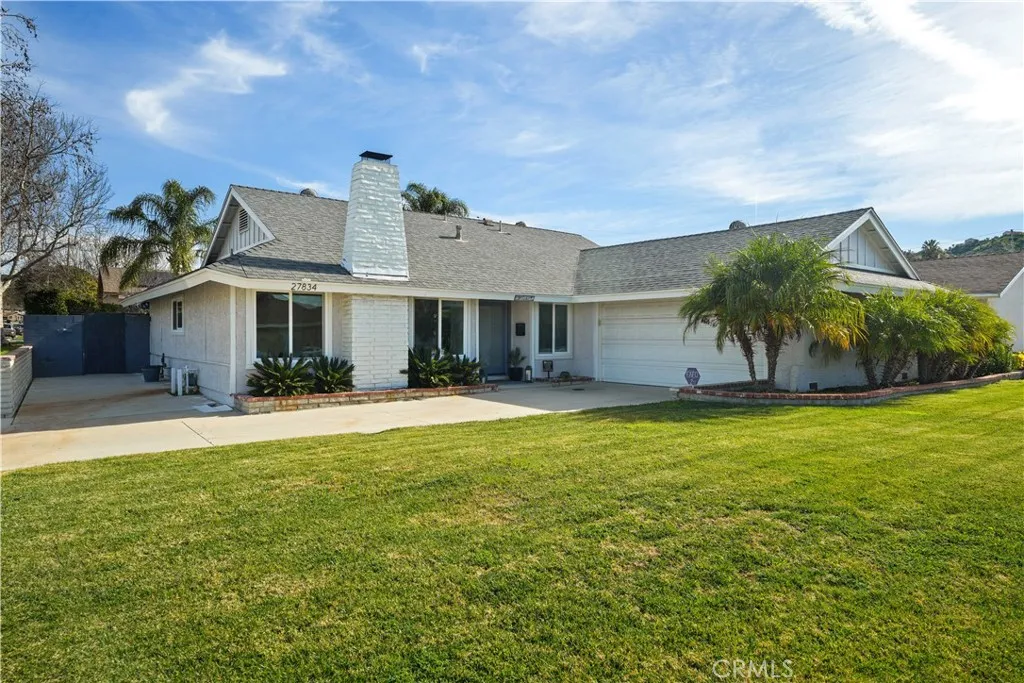27834 Parkvale Drive, Saugus, California 91350 home-pic-1