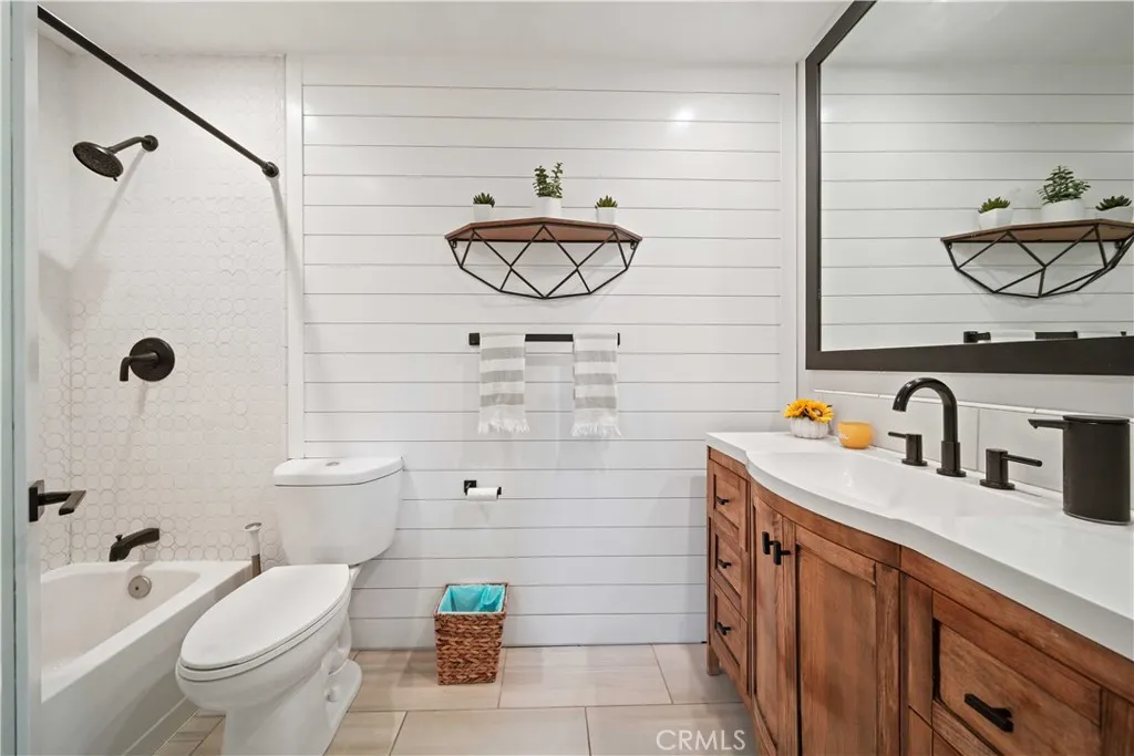 27834 Parkvale Drive, Saugus, California 91350 home-pic-28