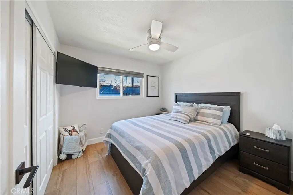 27834 Parkvale Drive, Saugus, California 91350 home-pic-29