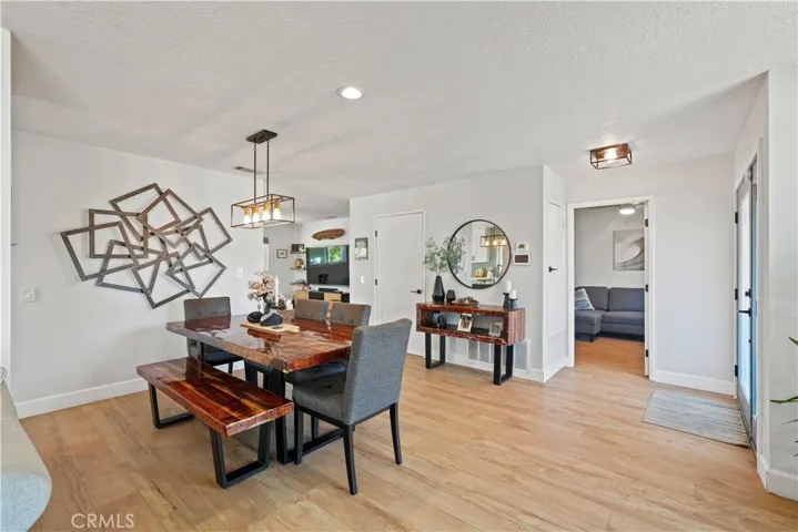 27834 Parkvale Drive, Saugus, California 91350