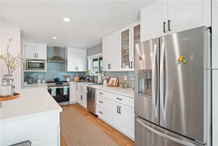 27834 Parkvale Drive, Saugus, California 91350