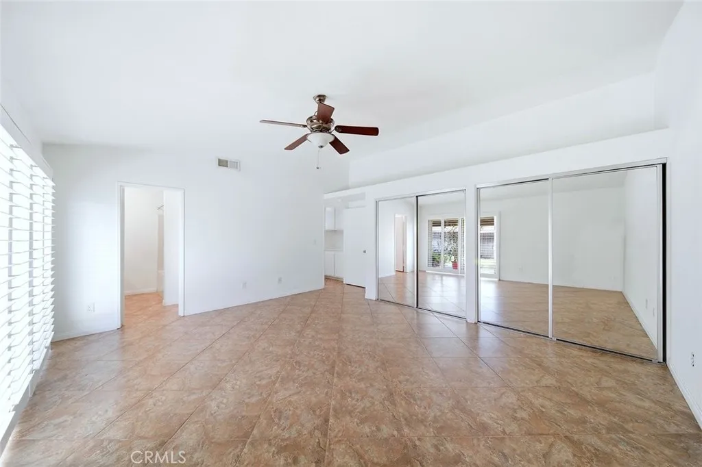 1080 Brentwood, Rialto, California 92376 home-pic-32