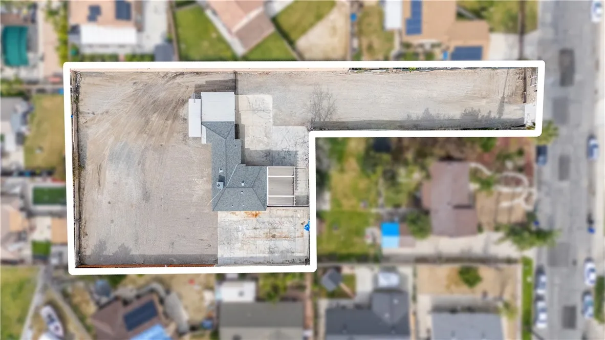 9784 Poplar Avenue, Fontana, California 92335 home-pic-3