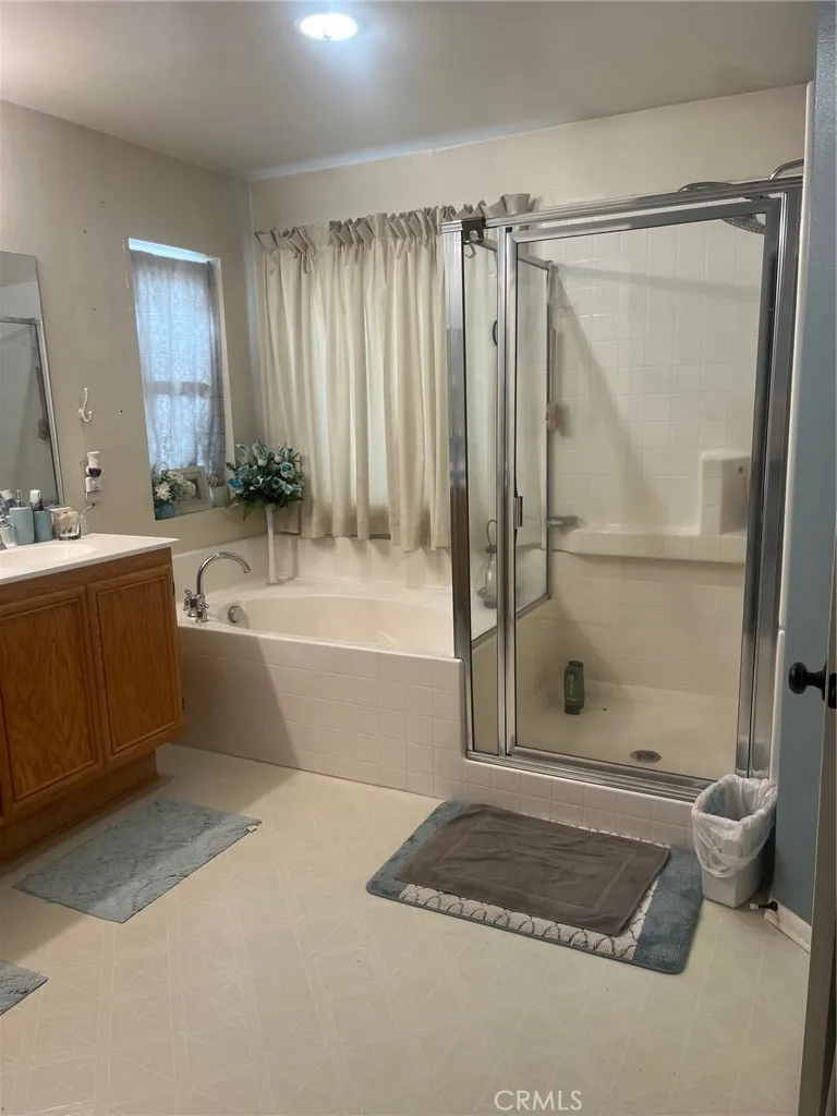 12962 Newport, Hesperia, California 92344 home-pic-11