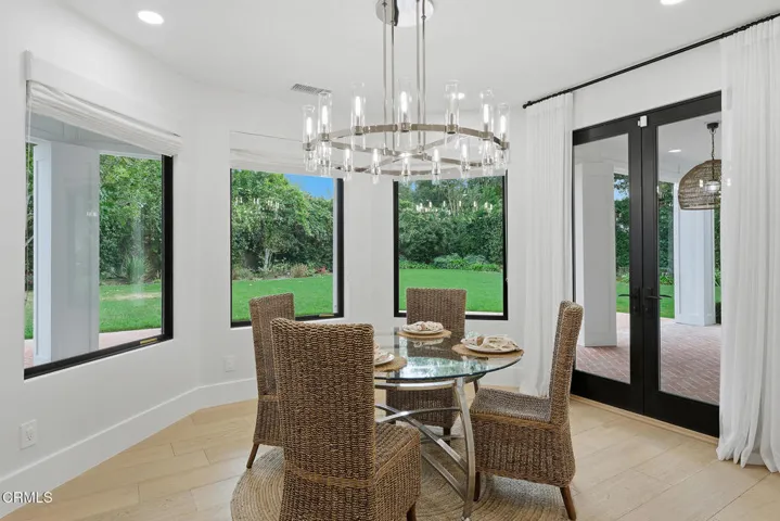 Breakfast Nook