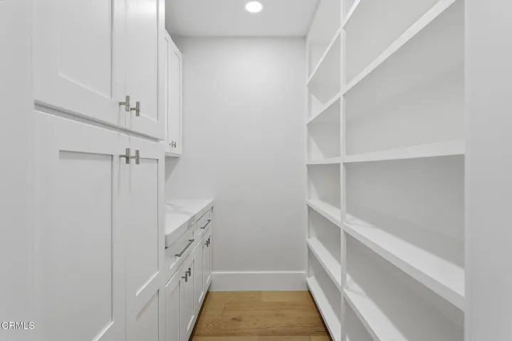 Walk In Pantry