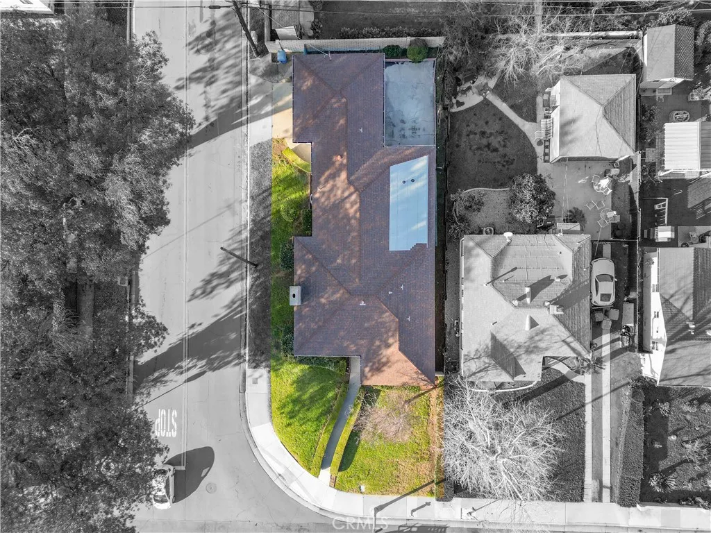 4693 Central, Riverside, California 92506 home-pic-29