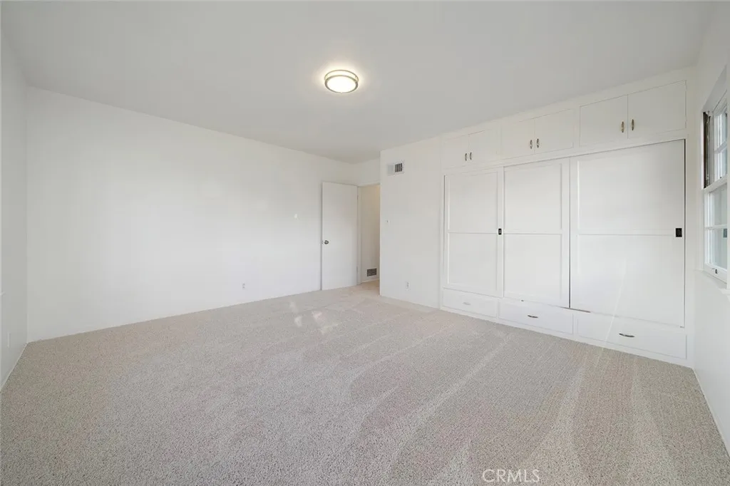4693 Central, Riverside, California 92506 home-pic-20
