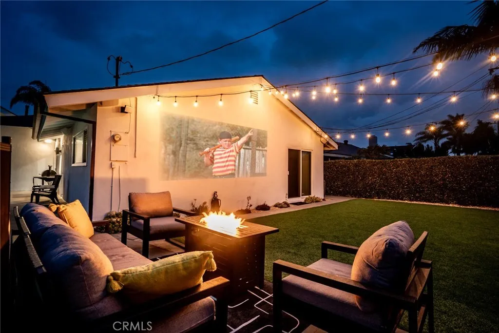 6172 Shields, Huntington Beach, California 92647 home-pic-37