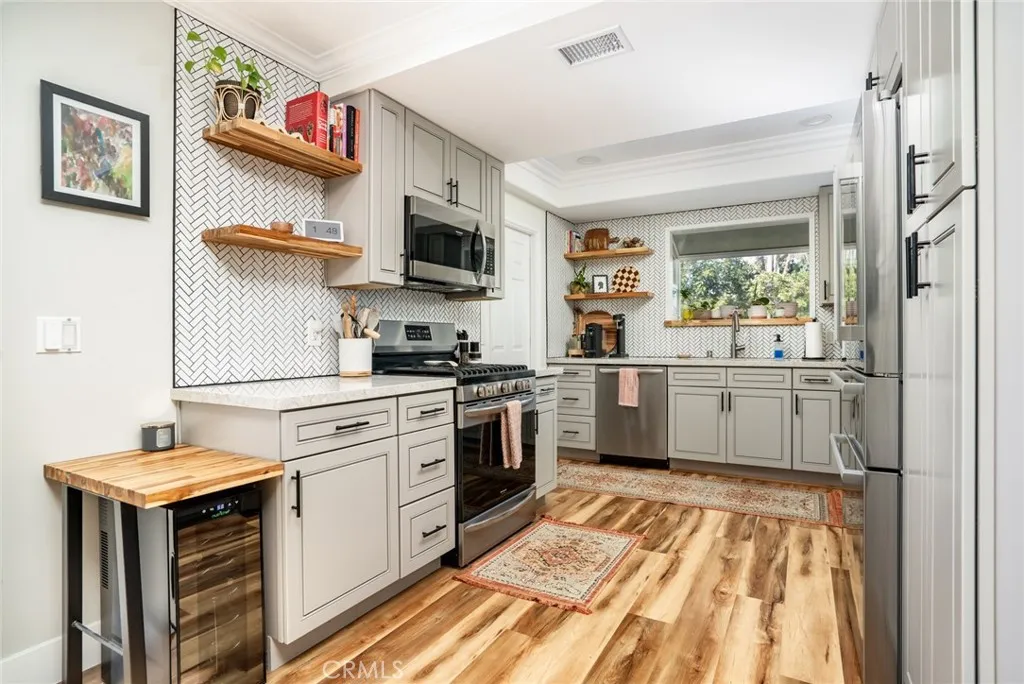 6172 Shields, Huntington Beach, California 92647 home-pic-13
