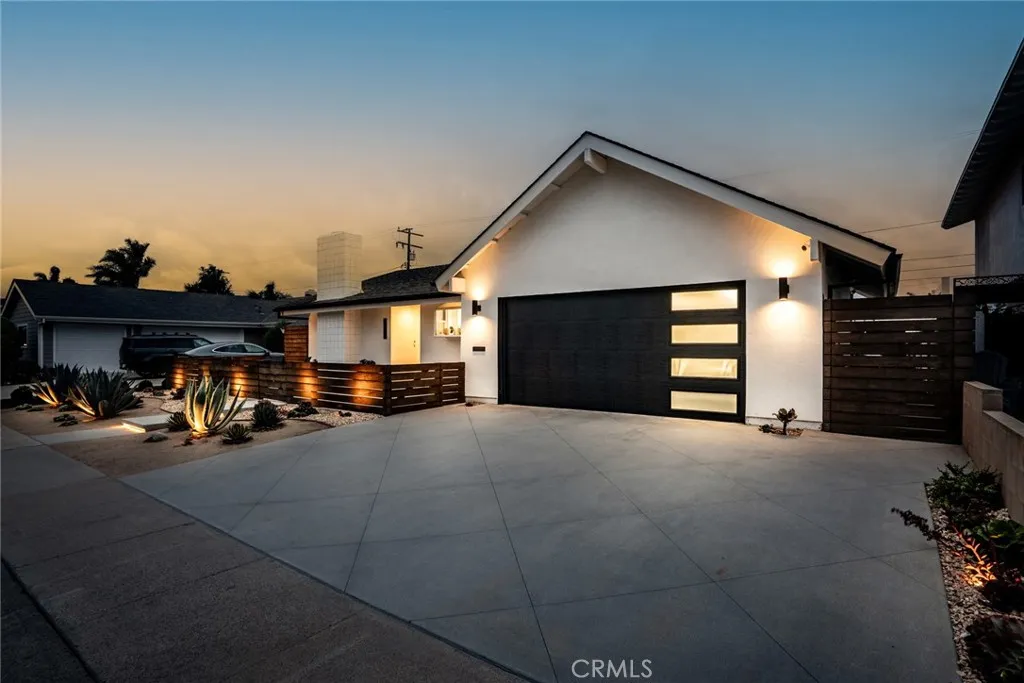 6172 Shields, Huntington Beach, California 92647 home-pic-29
