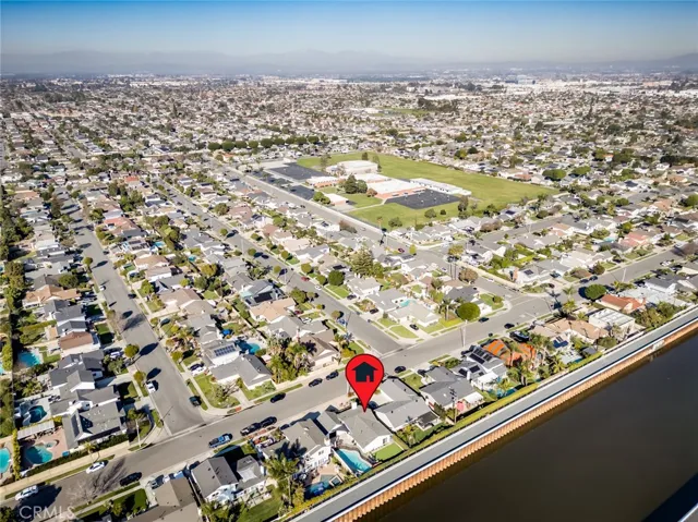 6172 Shields, Huntington Beach, California 92647