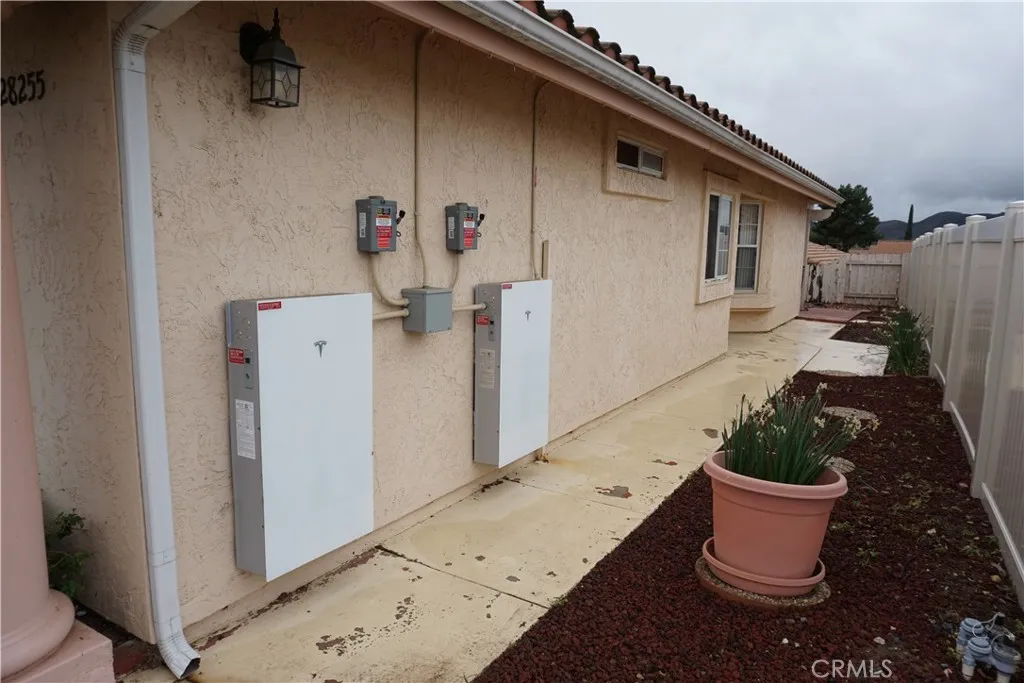 28255 Avenida Francesca, Menifee, California 92585 home-pic-7