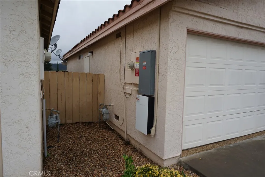 28255 Avenida Francesca, Menifee, California 92585 home-pic-5