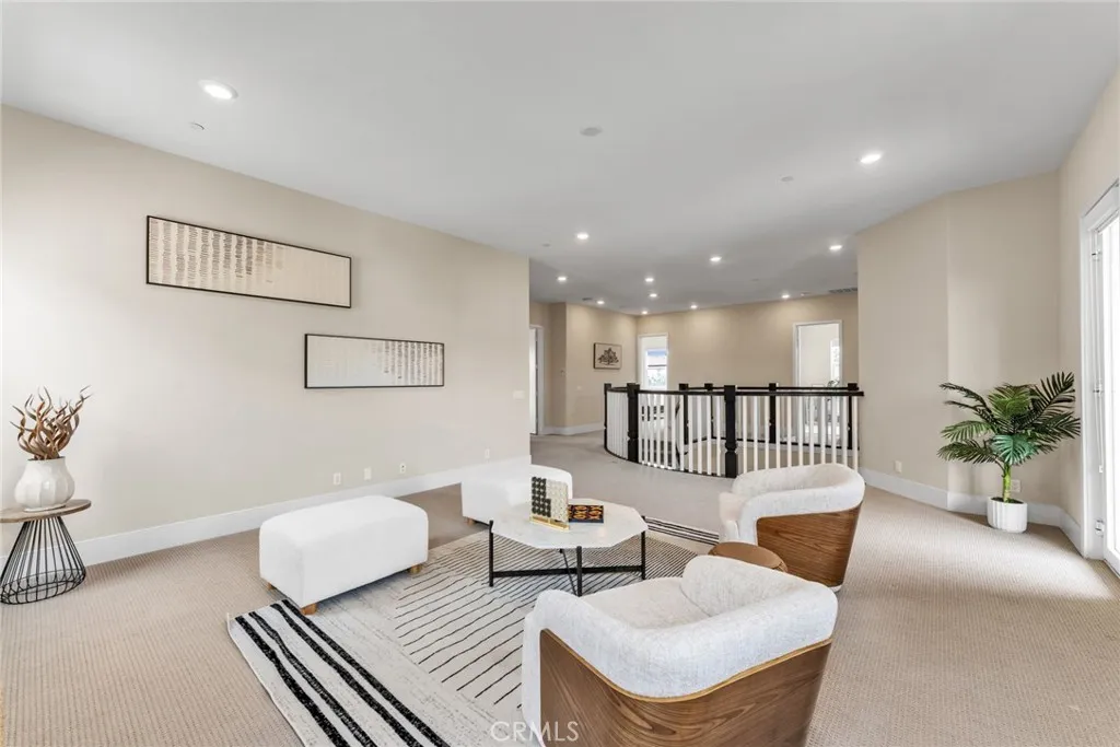 114 Crossover, Irvine, California 92618 home-pic-22