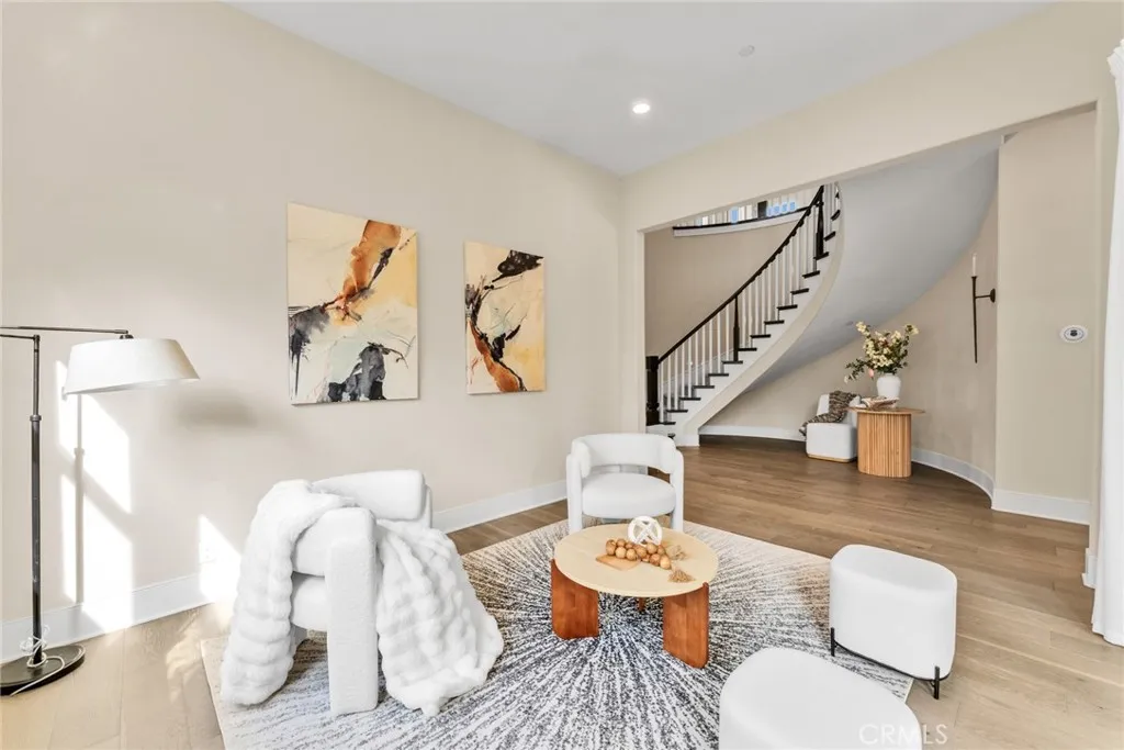 114 Crossover, Irvine, California 92618 home-pic-10