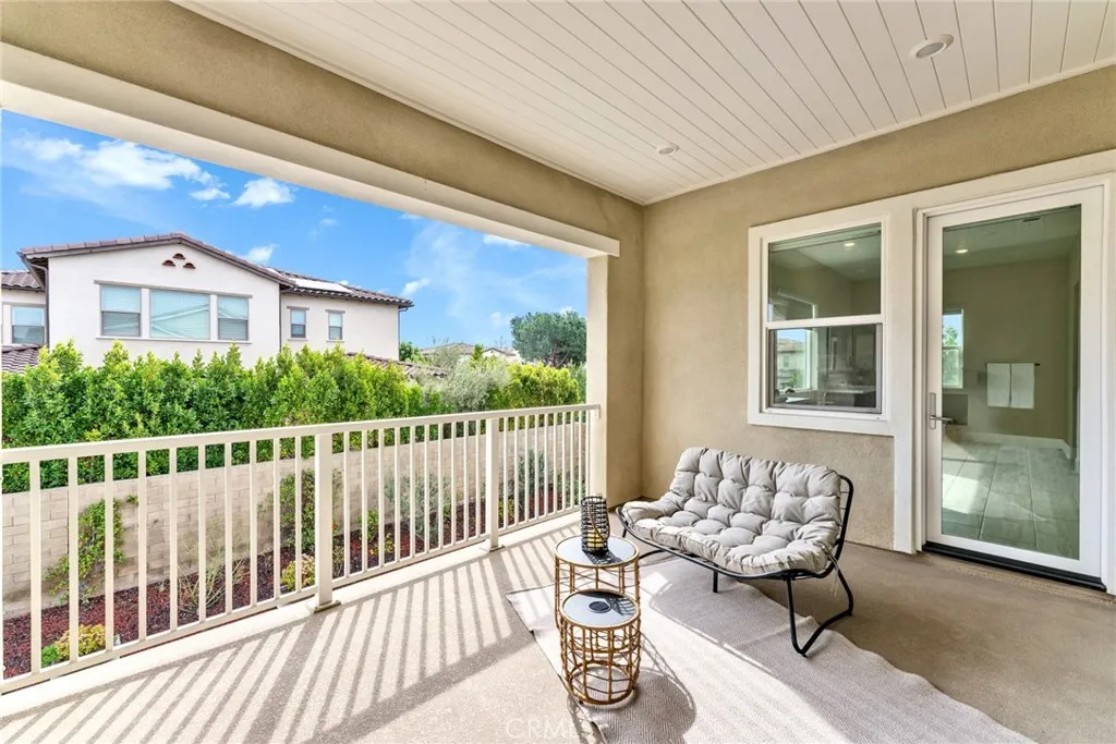 114 Crossover, Irvine, California 92618 home-pic-28