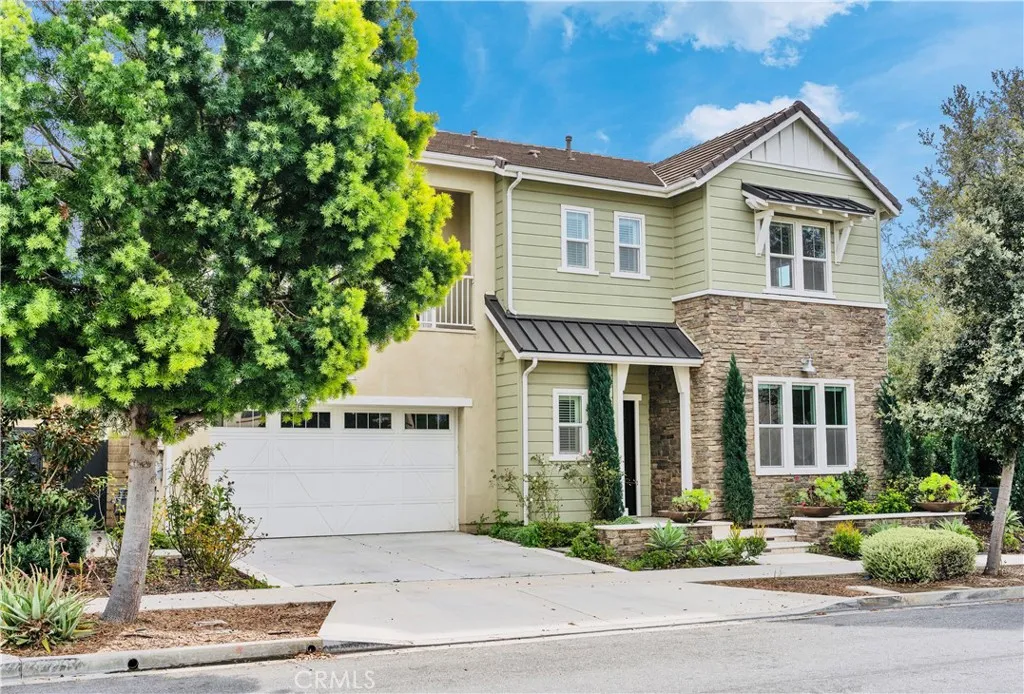 114 Crossover, Irvine, California 92618 home-pic-2