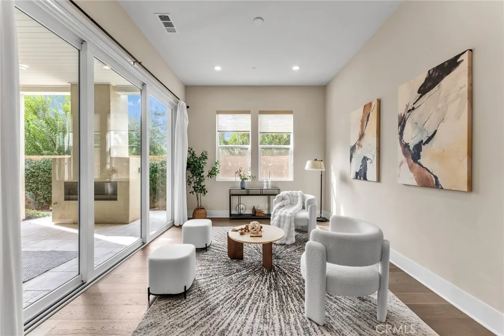 114 Crossover, Irvine, California 92618 home-pic-9
