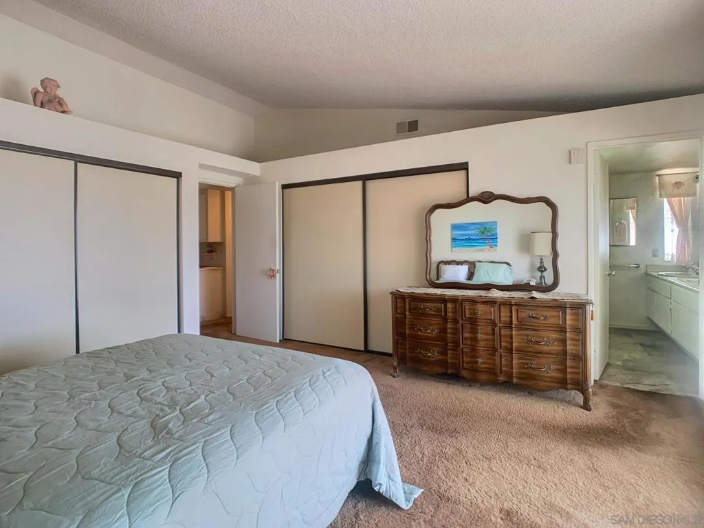 2552 Wind River Rd, El Cajon, California 92019 home-pic-19