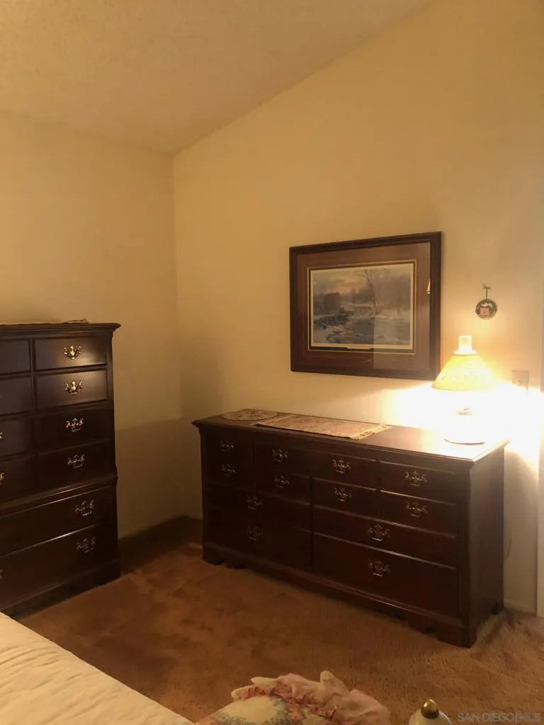 2552 Wind River Rd, El Cajon, California 92019 home-pic-23