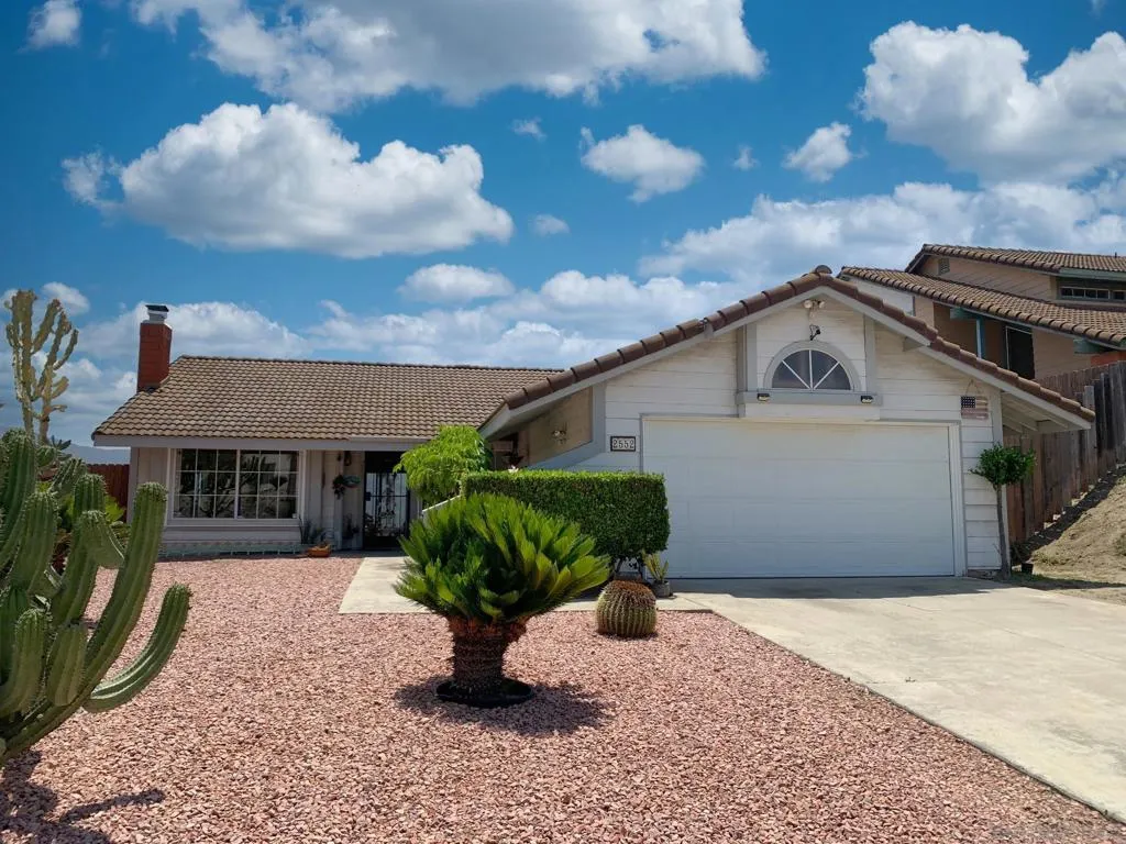 2552 Wind River Rd, El Cajon, California 92019 home-pic-6
