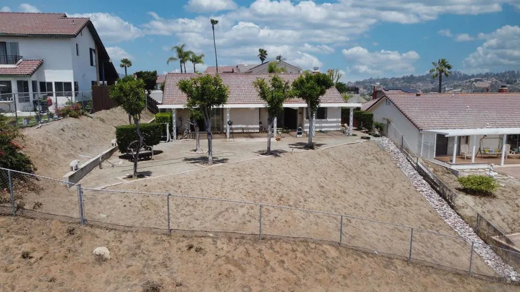 2552 Wind River Rd, El Cajon, California 92019 home-pic-31