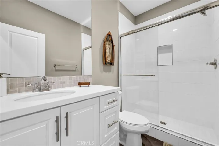 1st floor guest bathroom