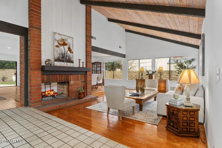 8_11996251_186141_186141-EI-108