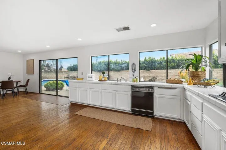 20_11996263_186141_186141-EI-120