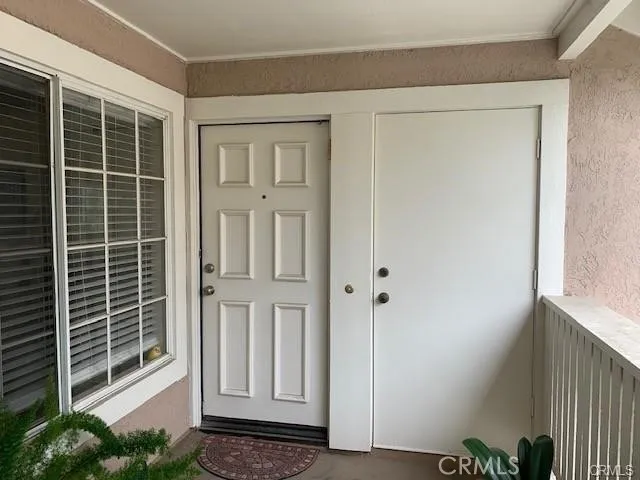 Private entry plus storage closet