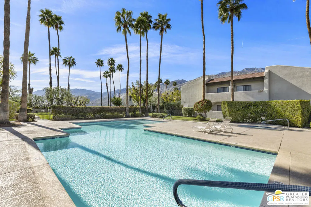351 N Hermosa Drive 3a1, Palm Springs, California 92262 home-pic-25