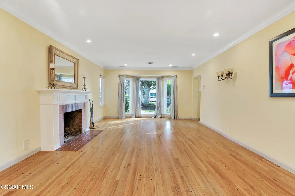 4219 Shadyglade Avenue, Studio City, California 91604 home-pic-7