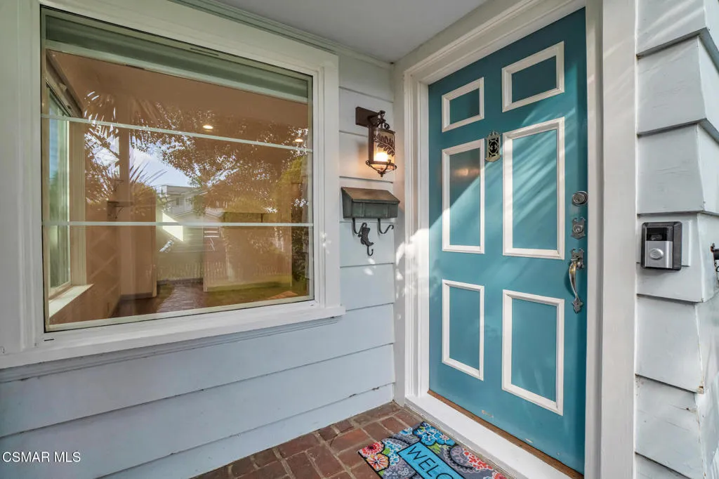 4219 Shadyglade Avenue, Studio City, California 91604 home-pic-3