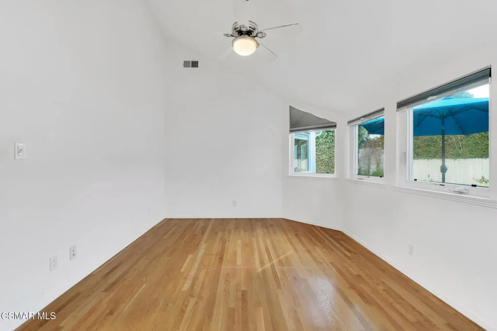 4219 Shadyglade Avenue, Studio City, California 91604 home-pic-14