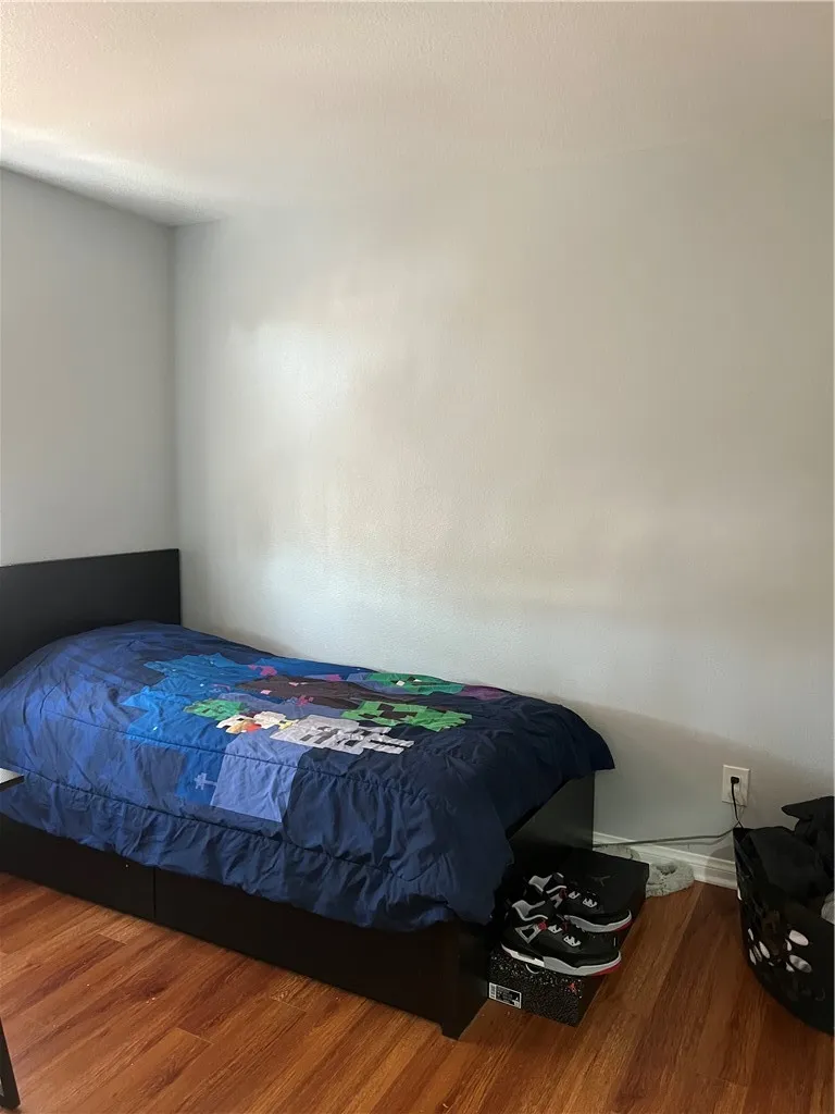 1127 Mcfarland, Wilmington, California 90744 home-pic-12