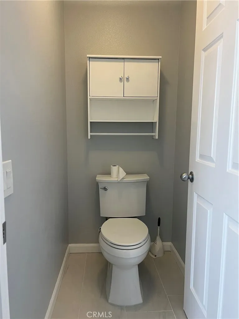 1127 Mcfarland, Wilmington, California 90744 home-pic-17