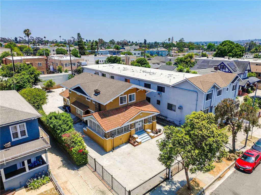 2104 Crenshaw Boulevard, Los Angeles, California 90016 home-pic-47