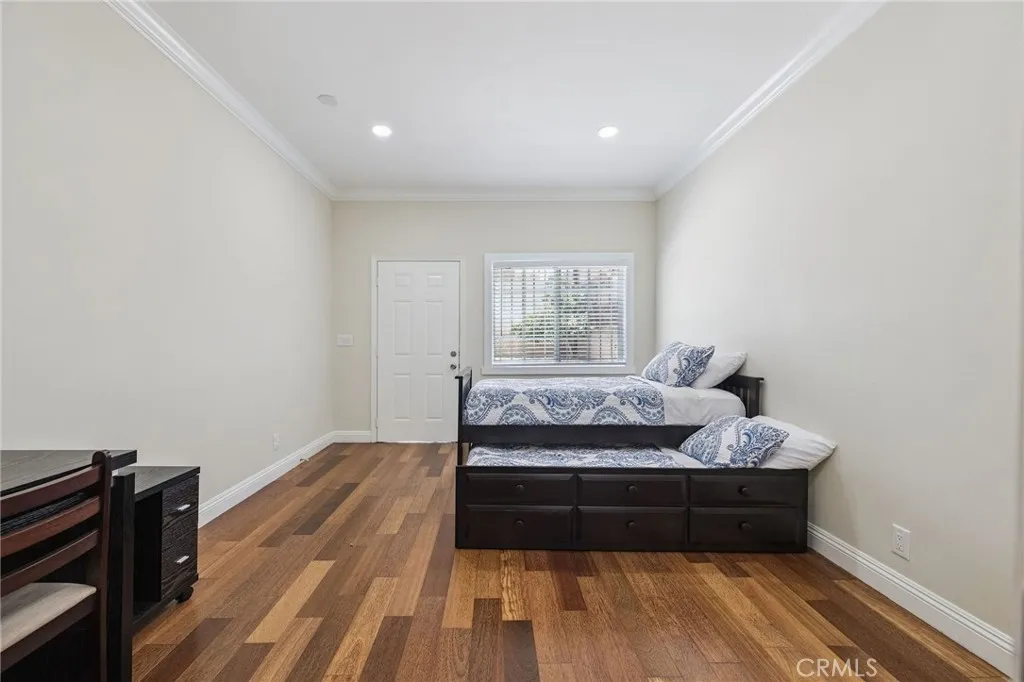 2104 Crenshaw Boulevard, Los Angeles, California 90016 home-pic-21