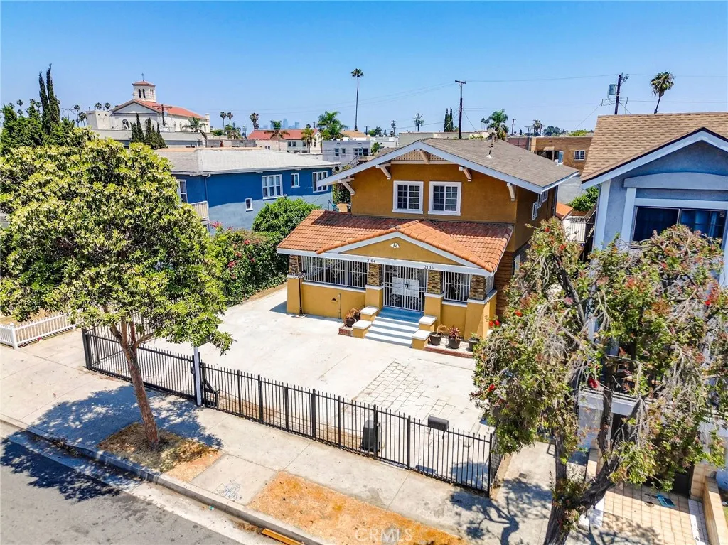 2104 Crenshaw Boulevard, Los Angeles, California 90016 home-pic-66