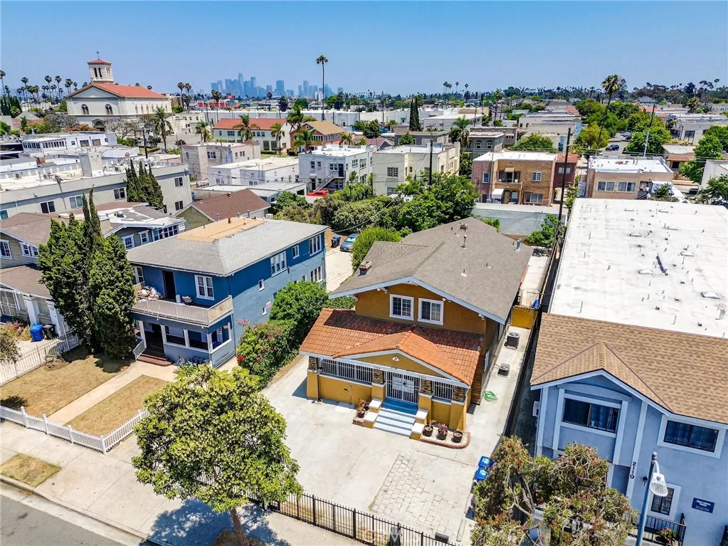 2104 Crenshaw Boulevard, Los Angeles, California 90016 home-pic-63